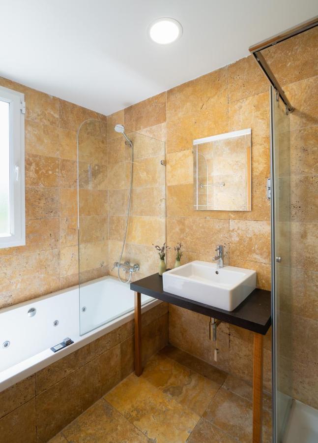 Casa de vacances Sur Higueron 1 *